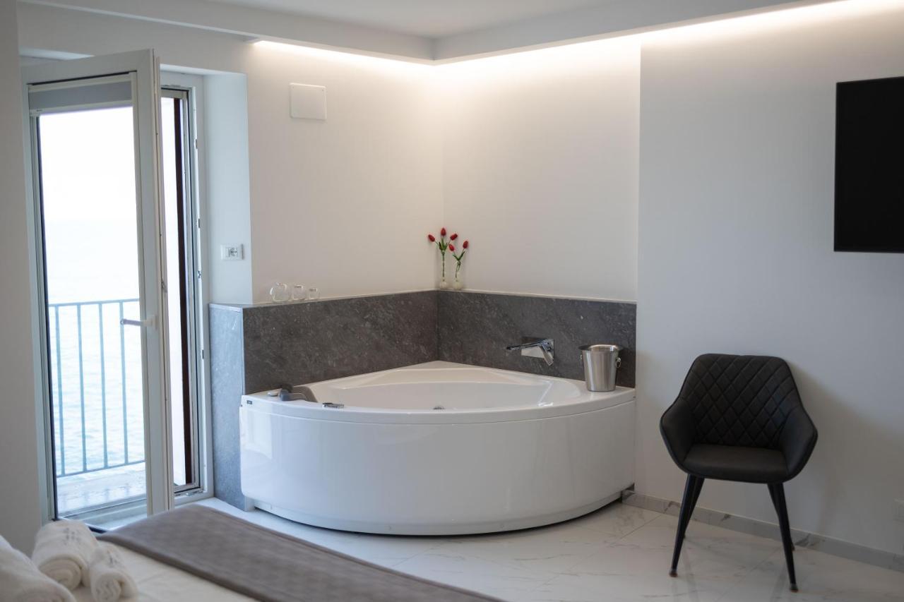 U Scrusciu D'u Mari Luxury Hébergement de vacances